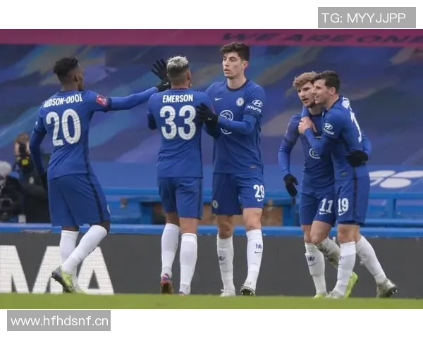 英超三强争抢拉什福德皇马收到居莱尔互换提案